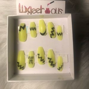 10 piece press on nails